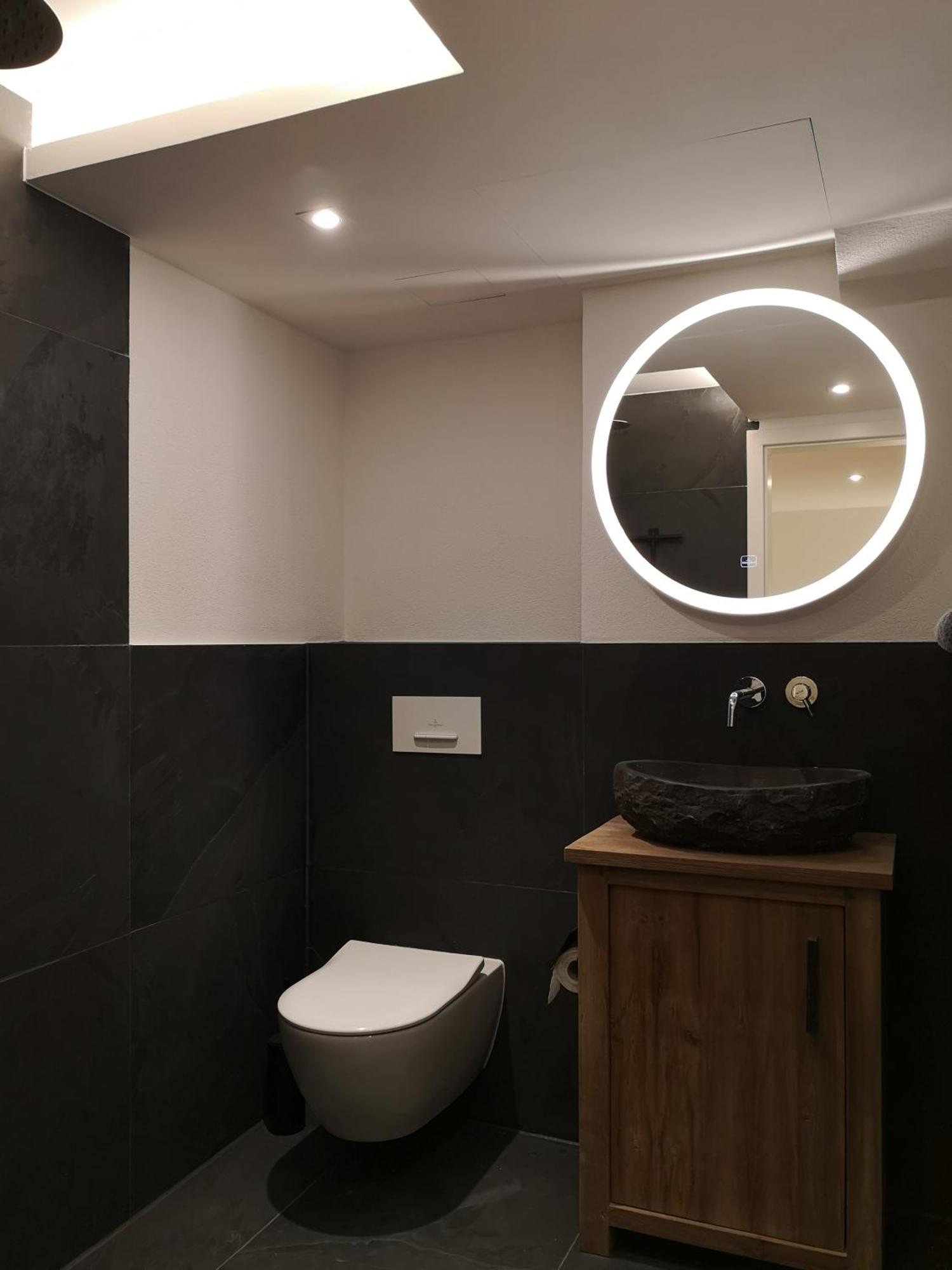 Modernes Und Helles Apartment Im Loft Stil ไฮเดลเบิร์ก ภายนอก รูปภาพ