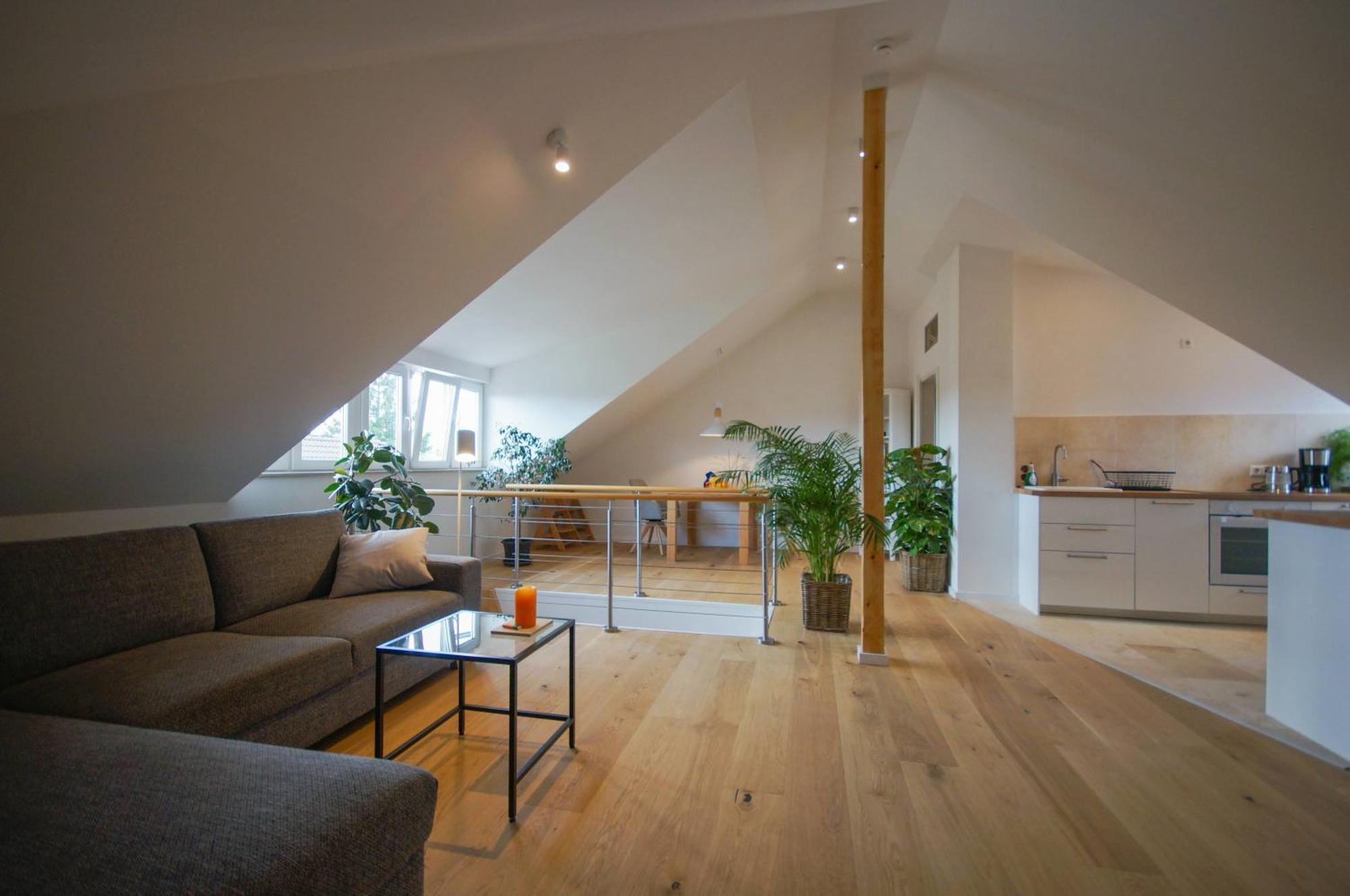 Modernes Und Helles Apartment Im Loft Stil ไฮเดลเบิร์ก ภายนอก รูปภาพ